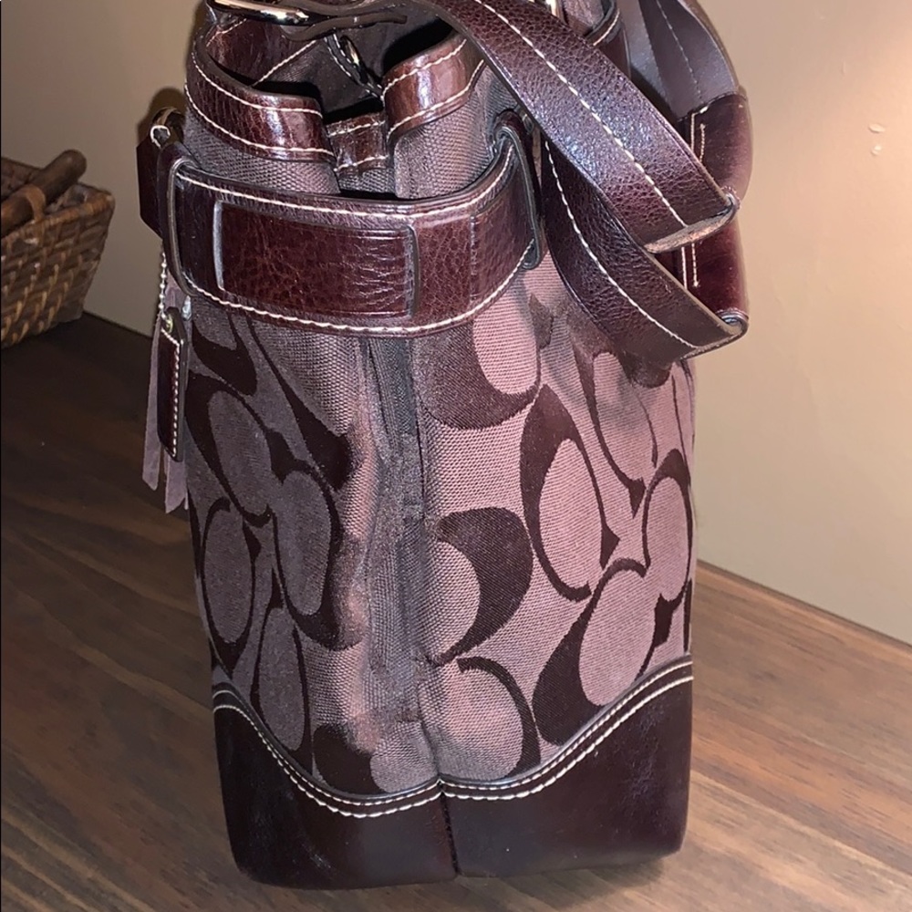 Coach Hampton Python Satchel. Serial # G06j-10264 - image 3